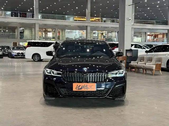 BMW 5 Series (Import) 2022 Facelift 540i Style Edition M Sport Package — фото 2