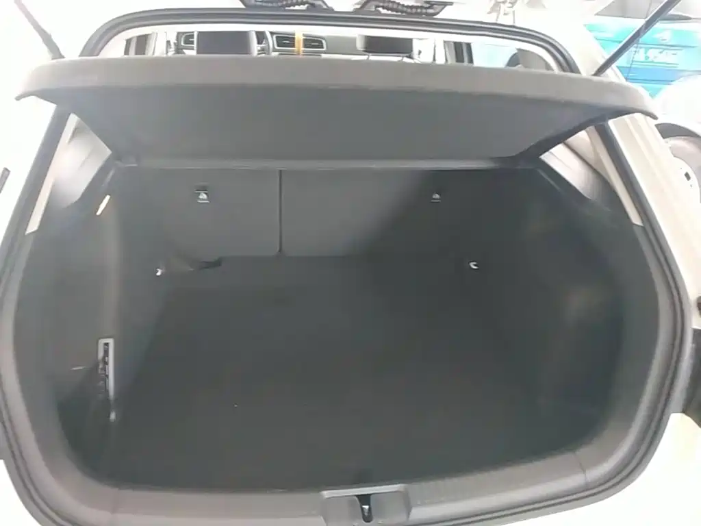 Volkswagen Lavida Tour 2017 2017 1.6L Automatic Comfort Edition