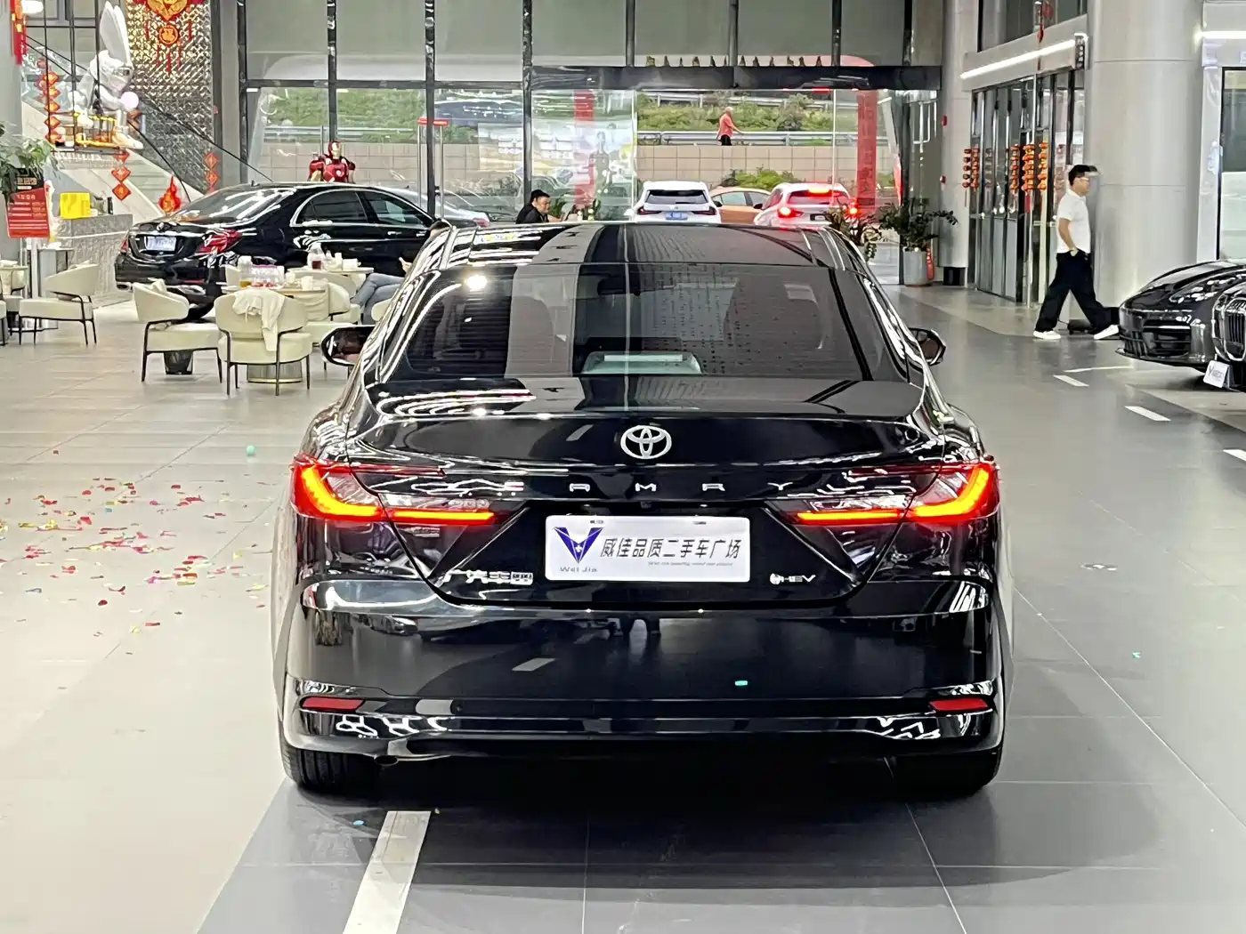 Toyota Camry 2024 Hybrid 2.0HGVP Luxury Edition фото 8