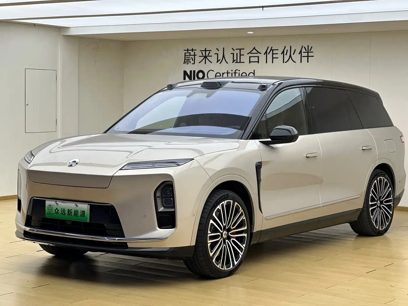 NIO NIO ES8 2025 Base Model