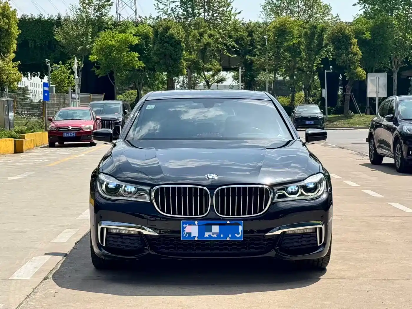 BMW 7 Series 2018 740Li Leading Type M Sport Package фото 2