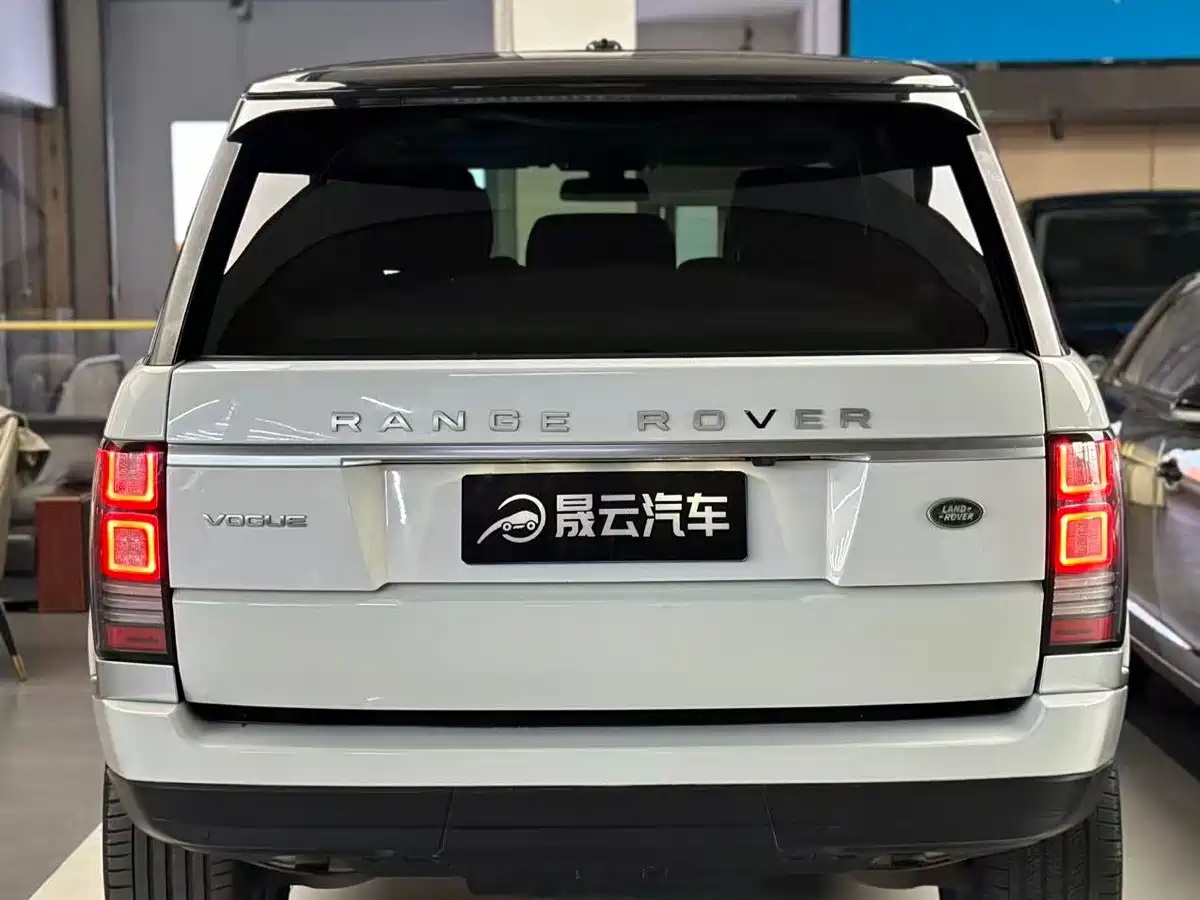 Land Rover Range Rover 2015 2014 3.0 SC V6 Vogue
