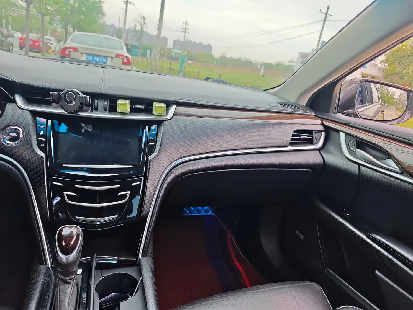 Cadillac XTS 2013 28T Luxury фото 16