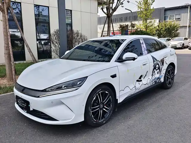 BYD Qin L 2025