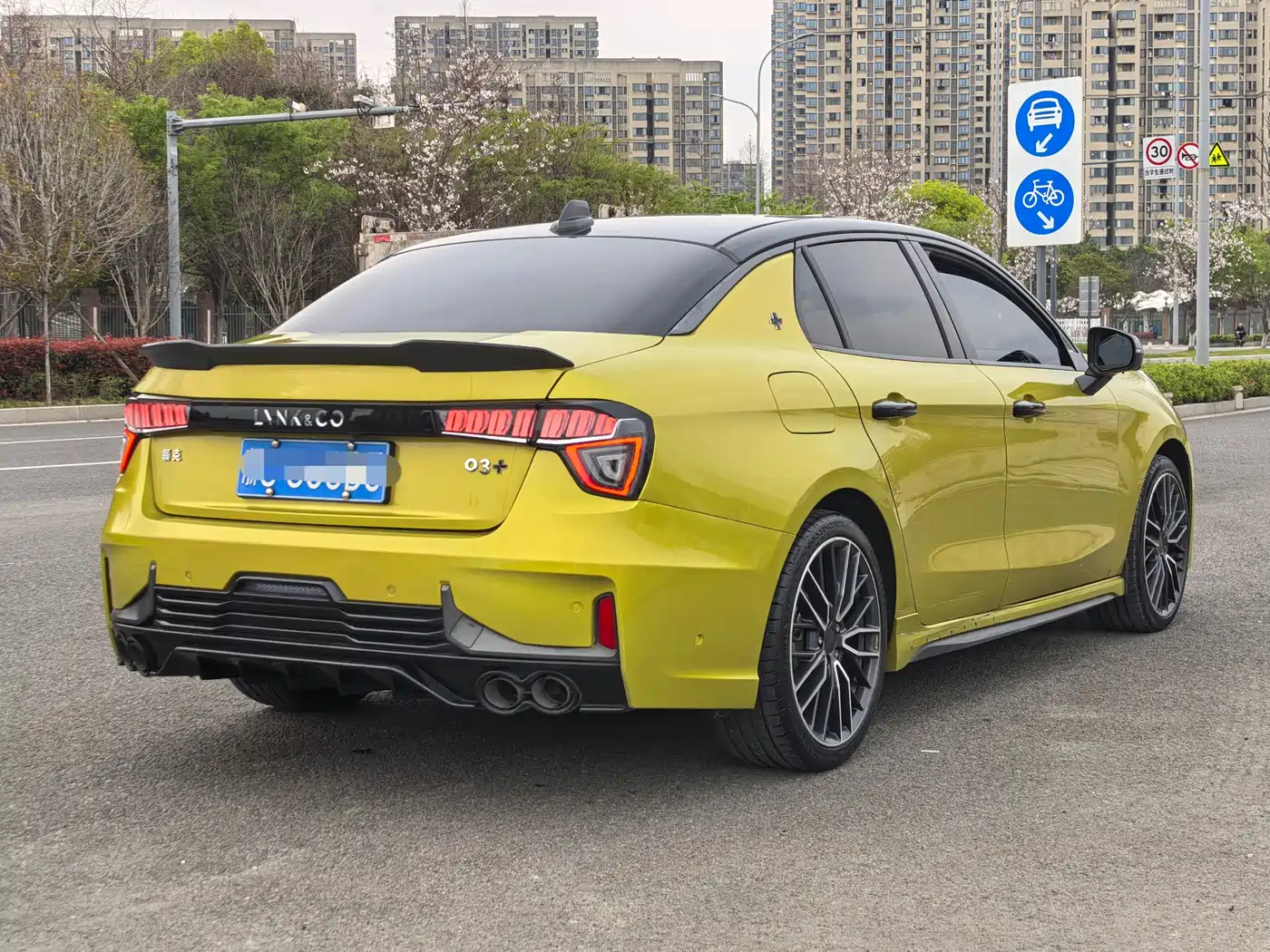 Lynk & Co 03 2022 03+ 2.0TD Auto Wind Rider Edition фото 10