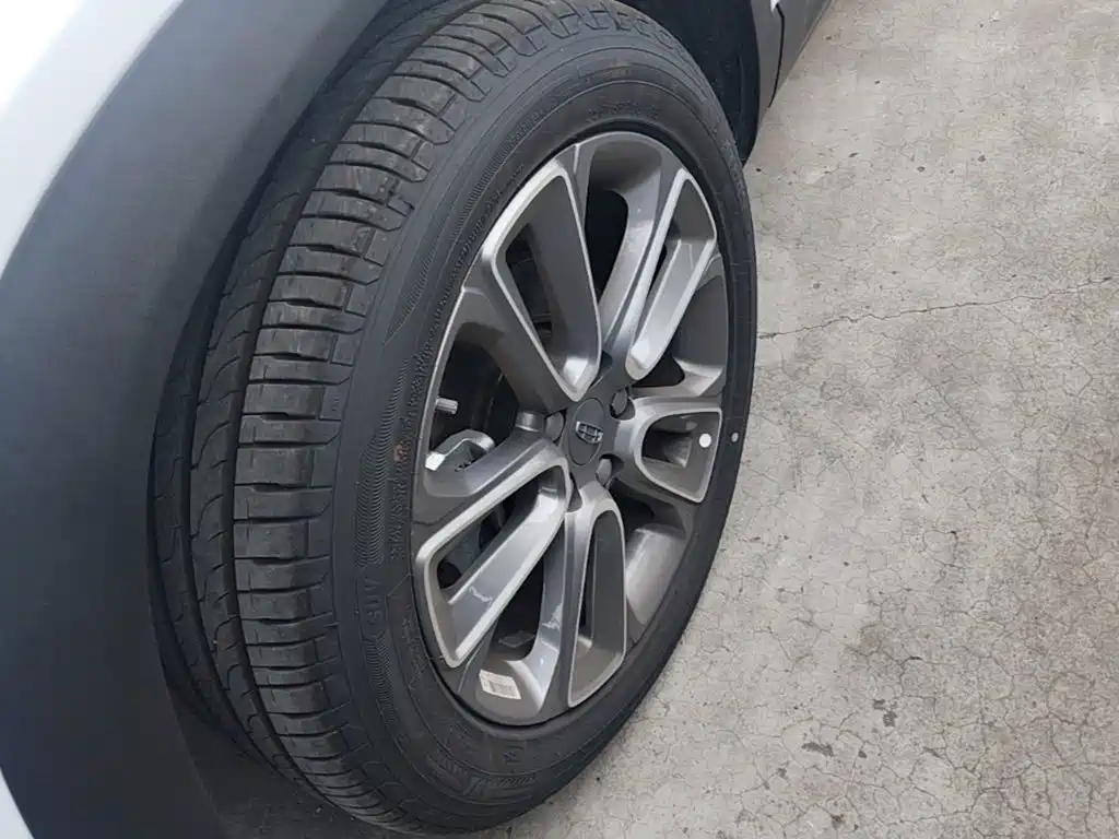 Geely ICON 2025 2026 Chocolate 1.5TD Pure Edition
