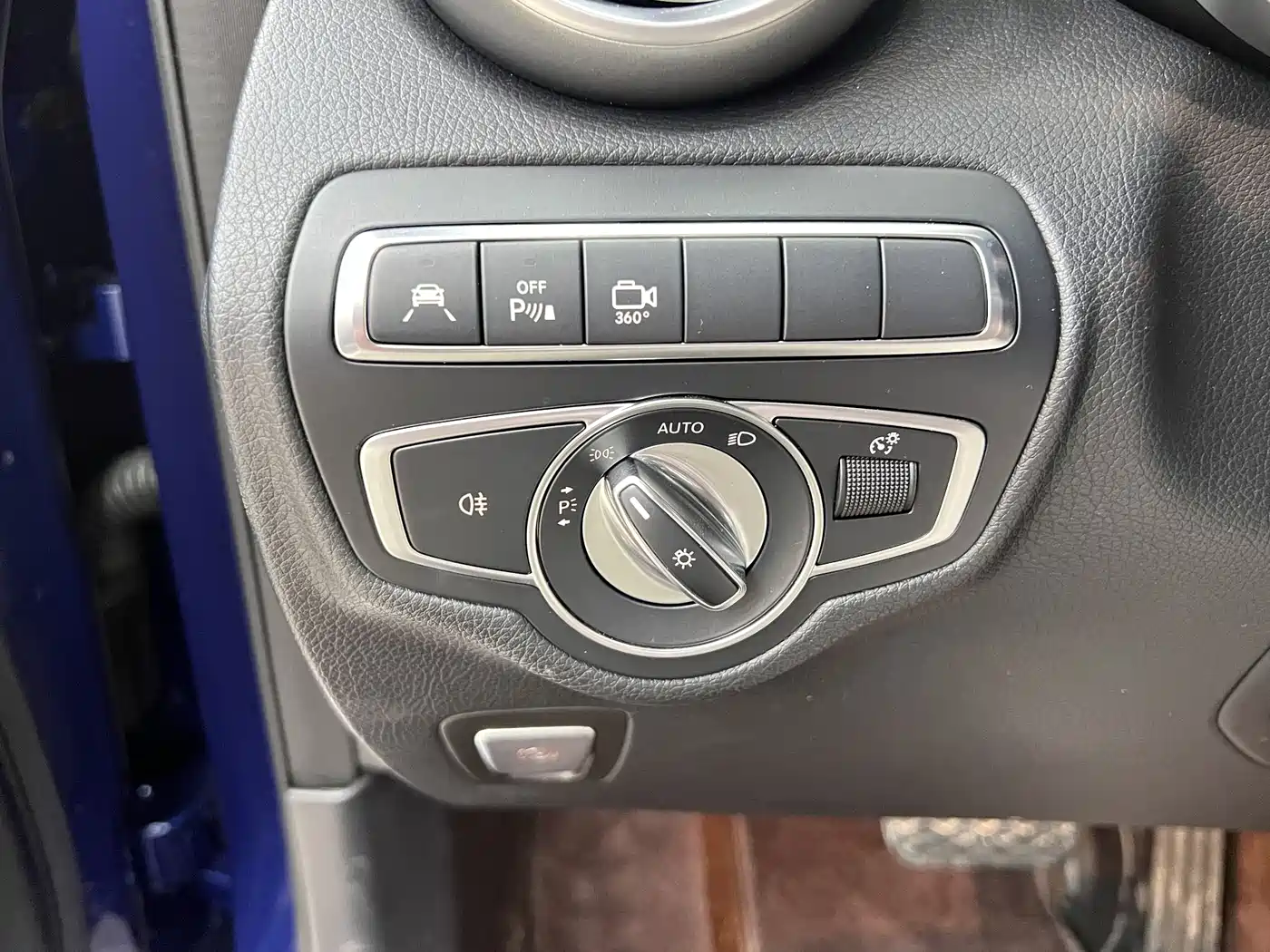 Mercedes-Benz GLC 2018 GLC 260 4MATIC Luxury фото 30