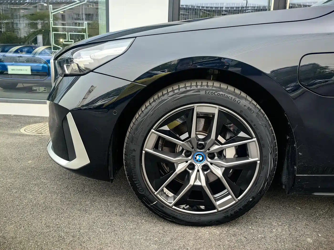 BMW i5 2024 eDrive 35L Premium Luxury Package фото 3