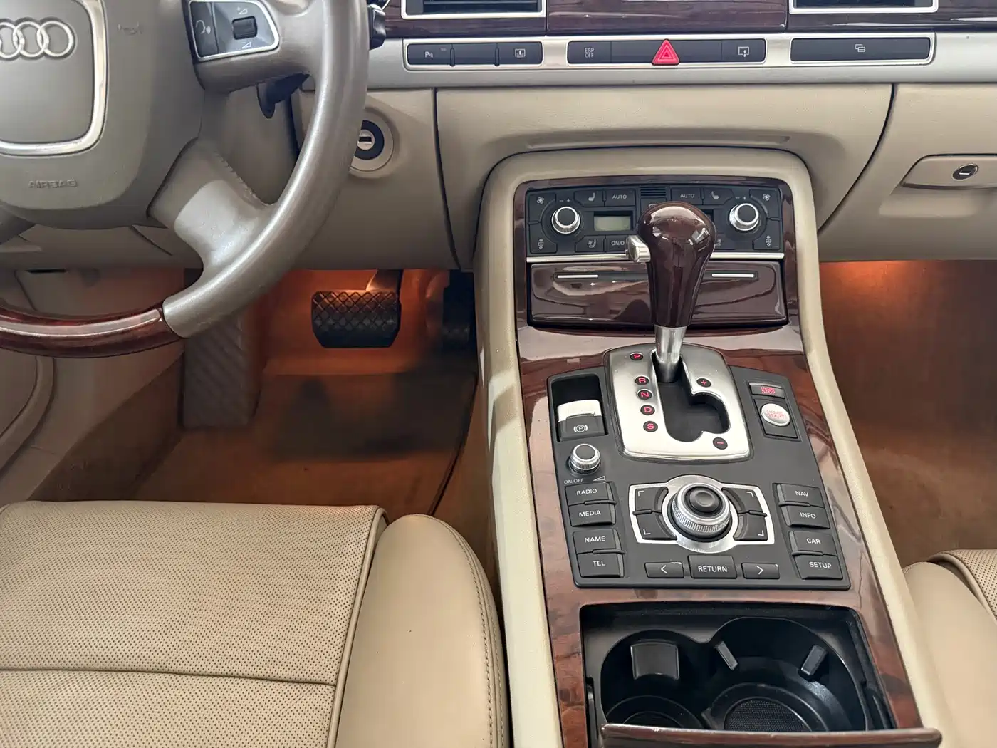 Audi A8 2009 2009 Audi A8L 2.8 FSI Standard