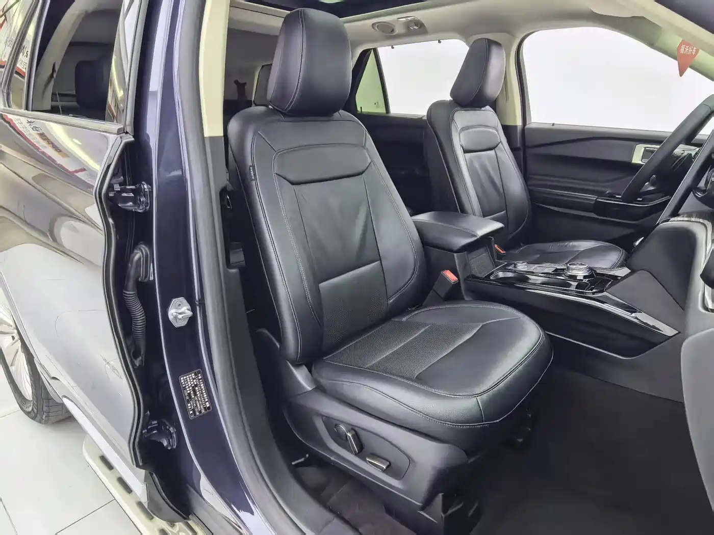 Ford Explorer 2020 2020 EcoBoost 285 AWD Titanium Edition 6-Seater