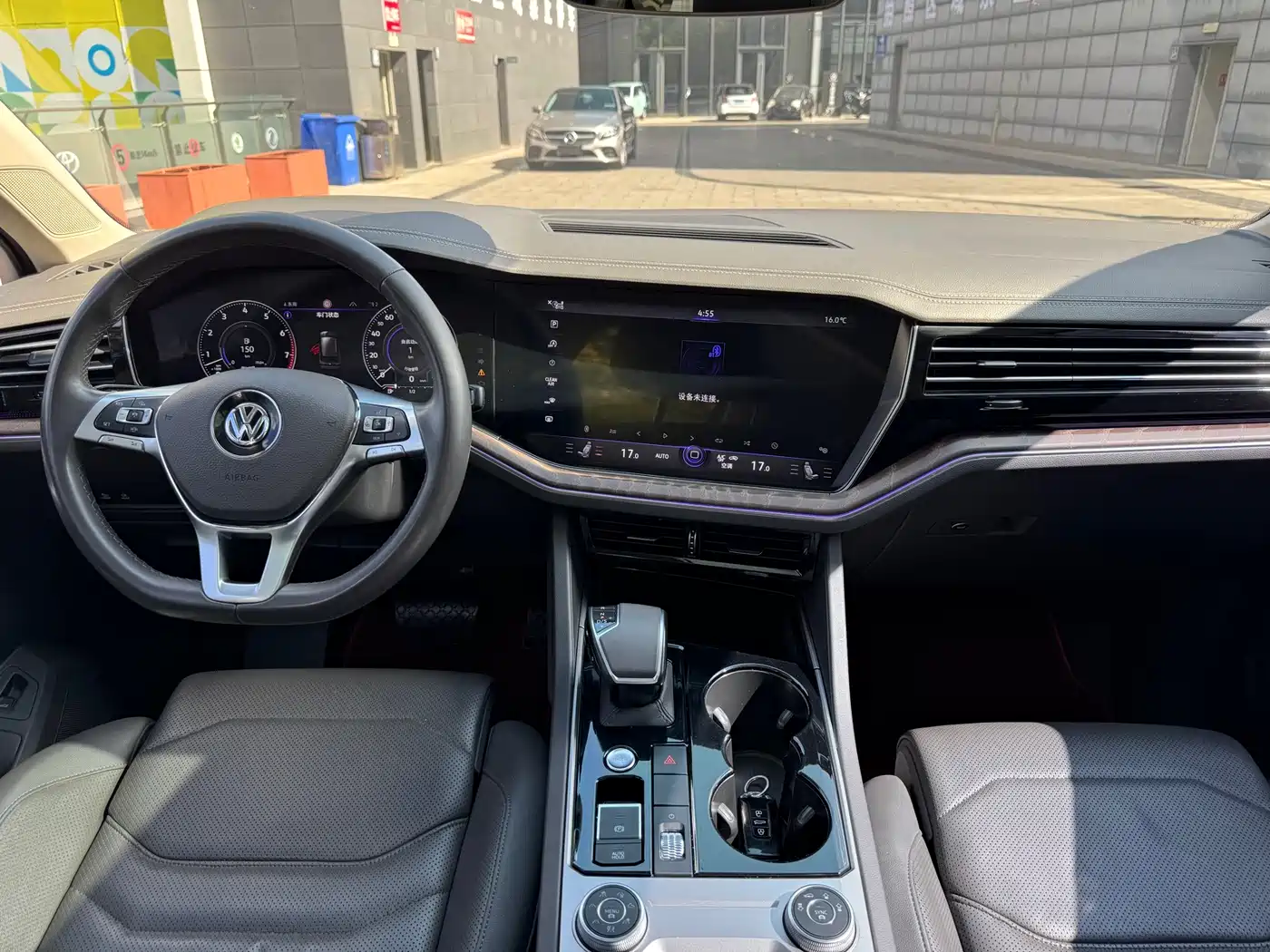 Volkswagen Touareg 2019 3.0TSI Sharp Edge Edition China VI фото 10