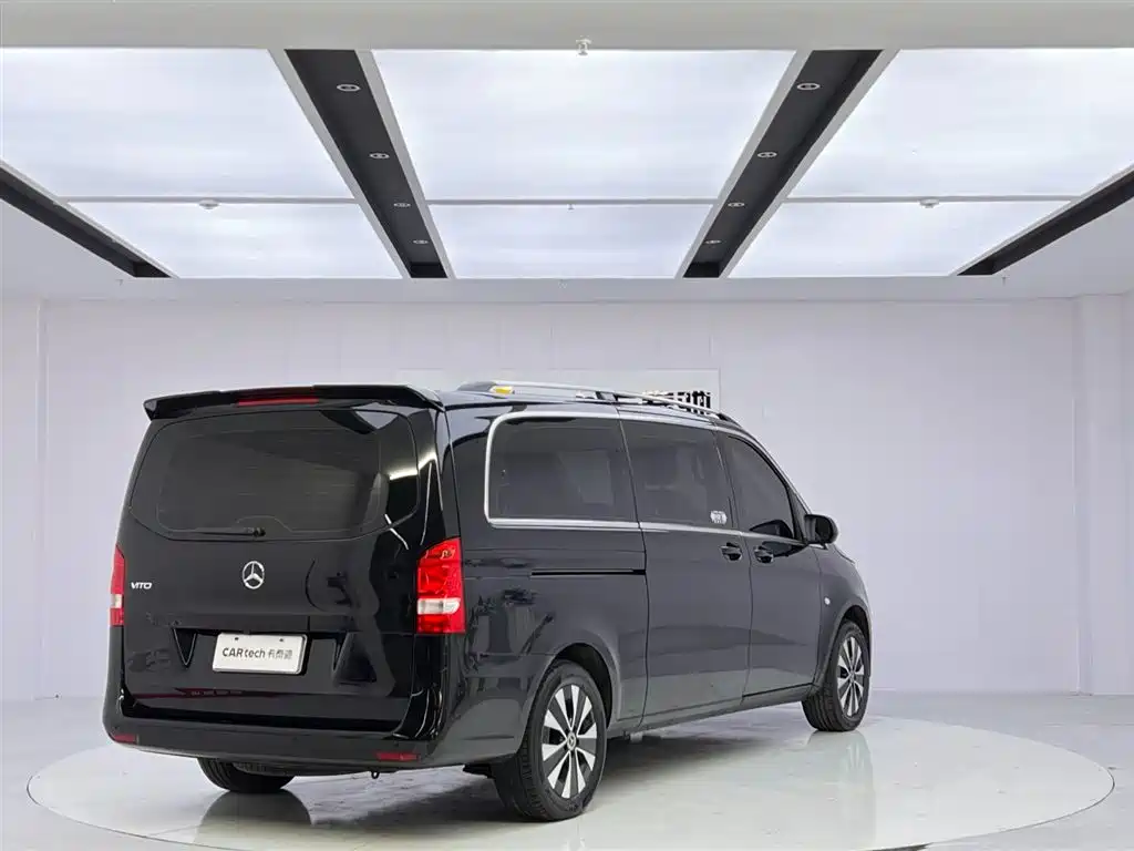 Mercedes-Benz Vito 2021 2.0T Business Edition 7-seater фото 5