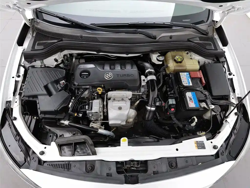 Buick Excelle 2019 18T Auto Connected Elite China VI фото 6
