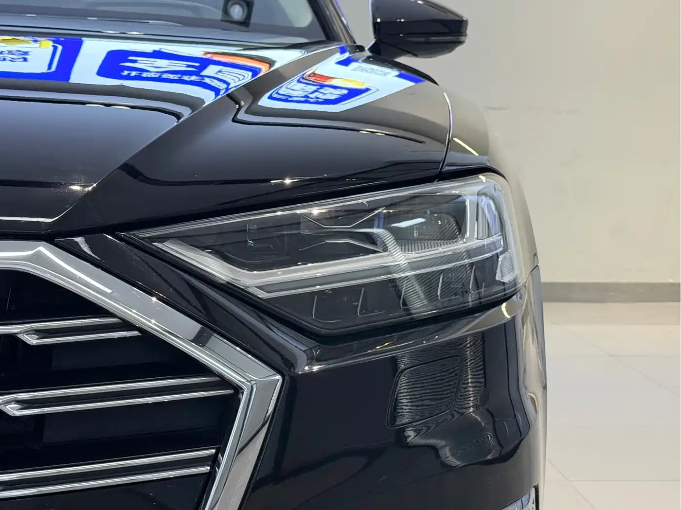 Фото 17 - Audi A8