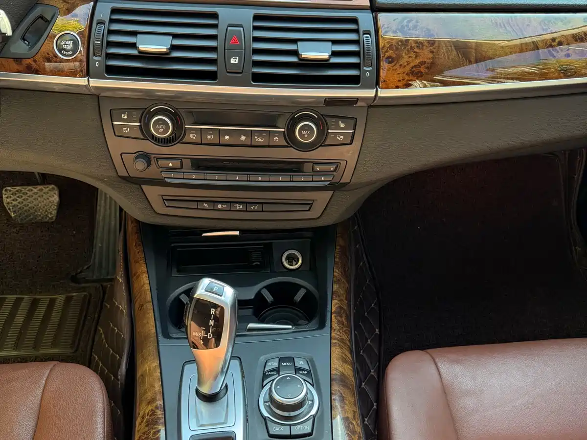 BMW X5 (Import) 2013 xDrive35i Luxury фото 11