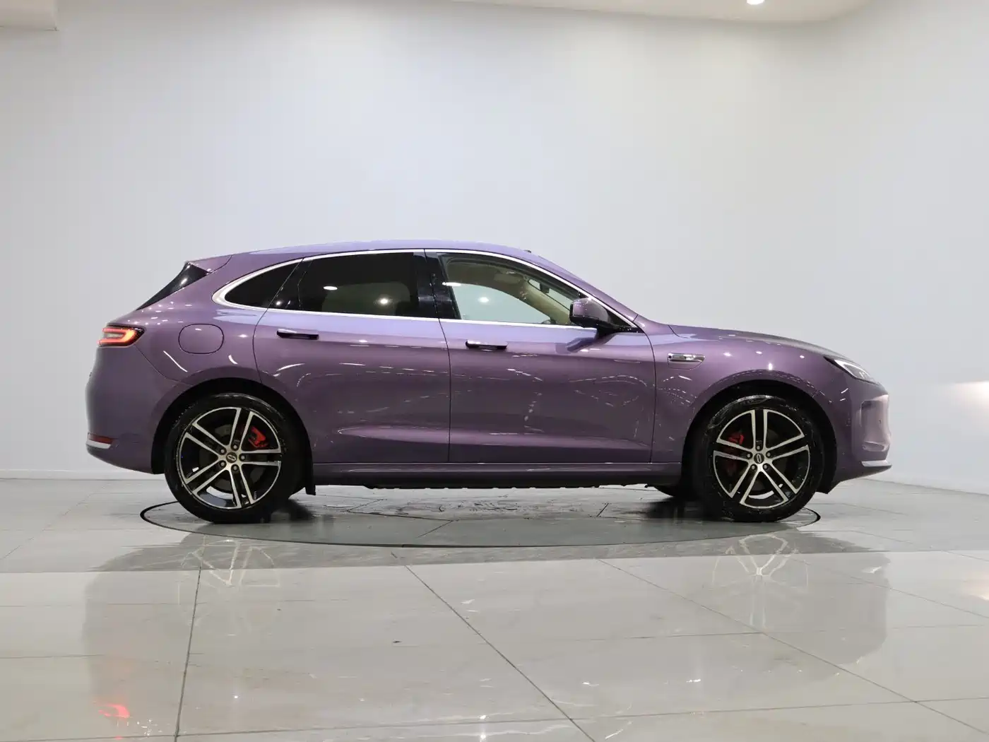 AITO Wenjie AITO M5 2025 Extended Range Ultra AWD фото 9
