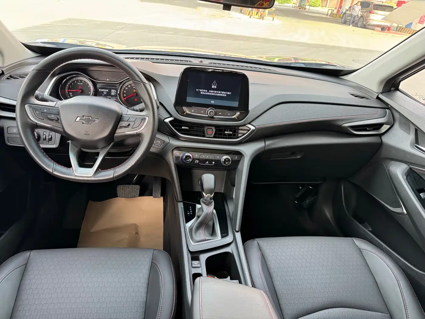 Chevrolet Volando 2018 Redline 530T Auto Premium Edition (5+2 seater) China V фото 12