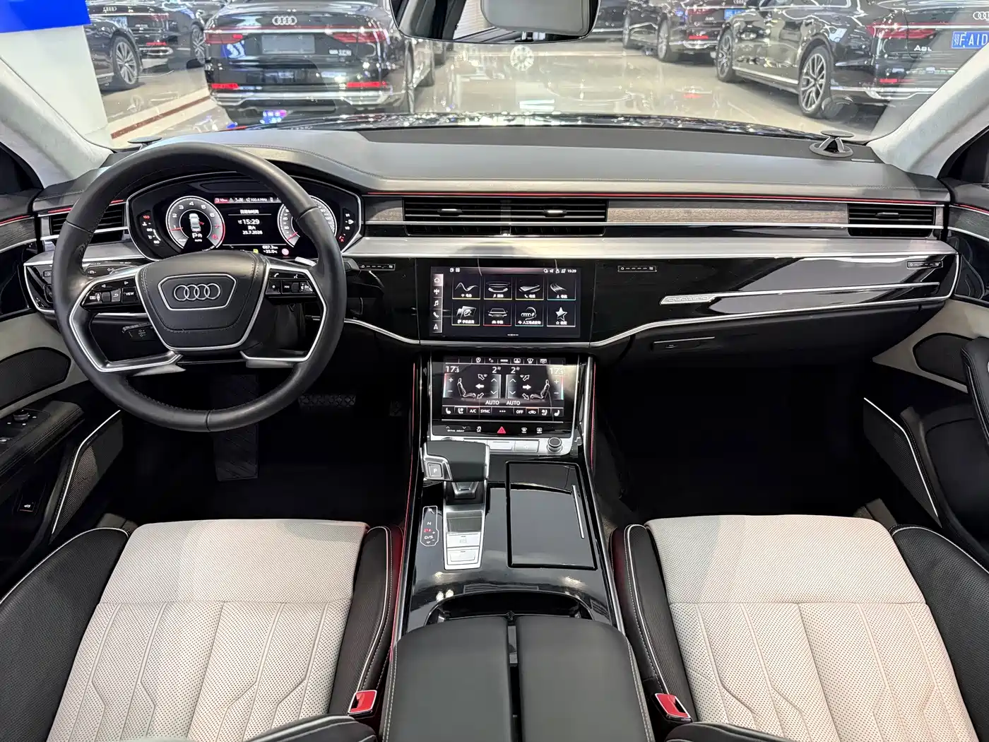 Фото 6 - Audi A8