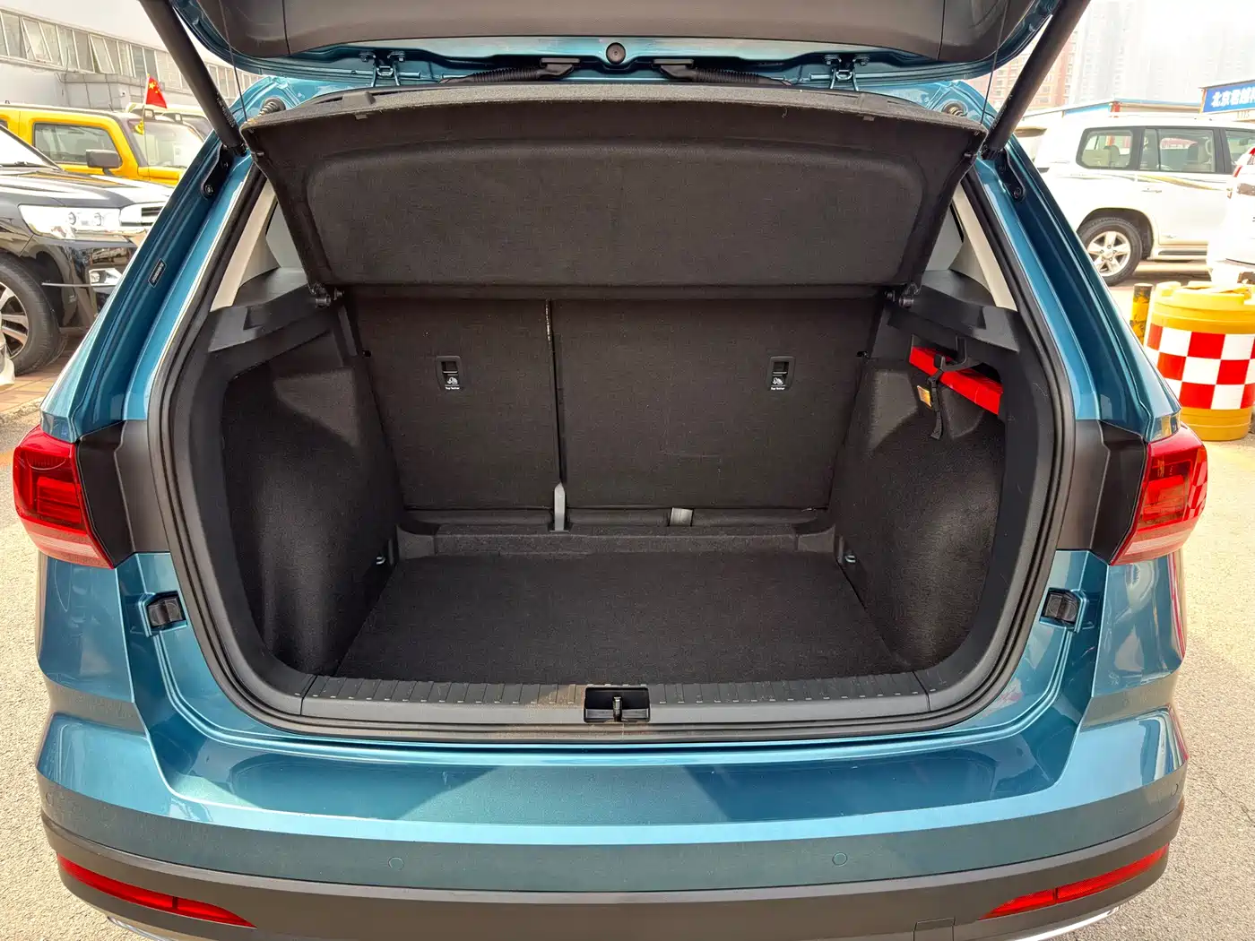 Volkswagen Tharu 2019 280TSI FWD Luxury Edition China VI фото 13