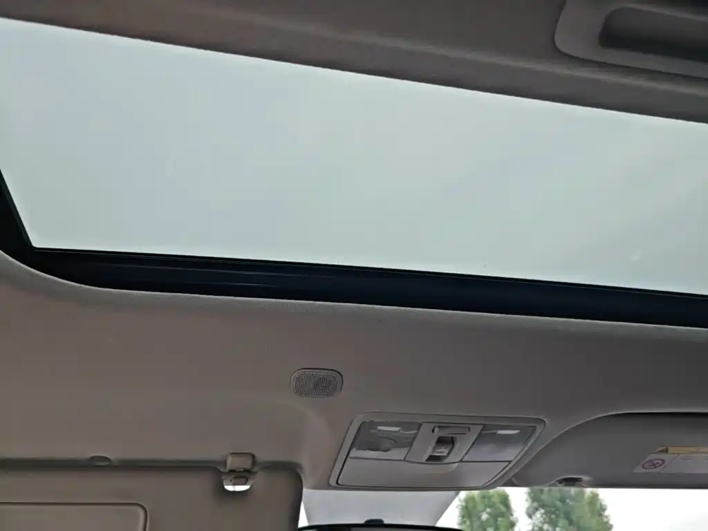 Kia KX CROSS 2019 2018 1.6L Automatic Smart Sunroof Edition