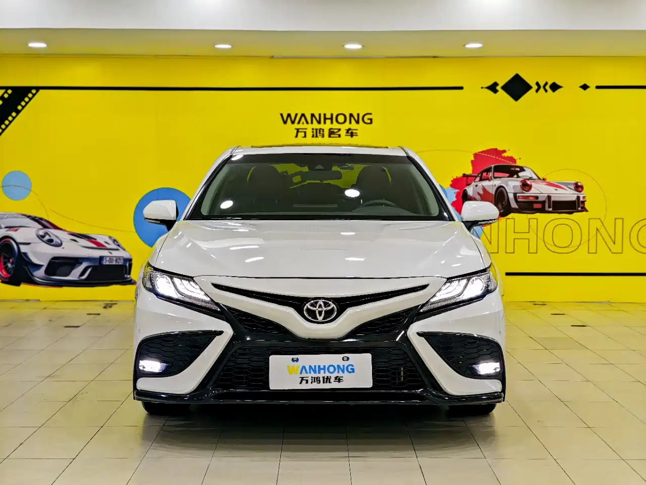 Toyota Camry 2023 2.0G Luxury Edition фото 2