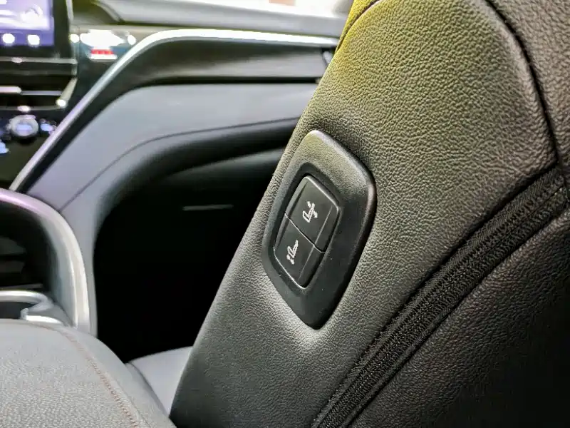 Toyota Camry 2023 2.0G Luxury Edition фото 21