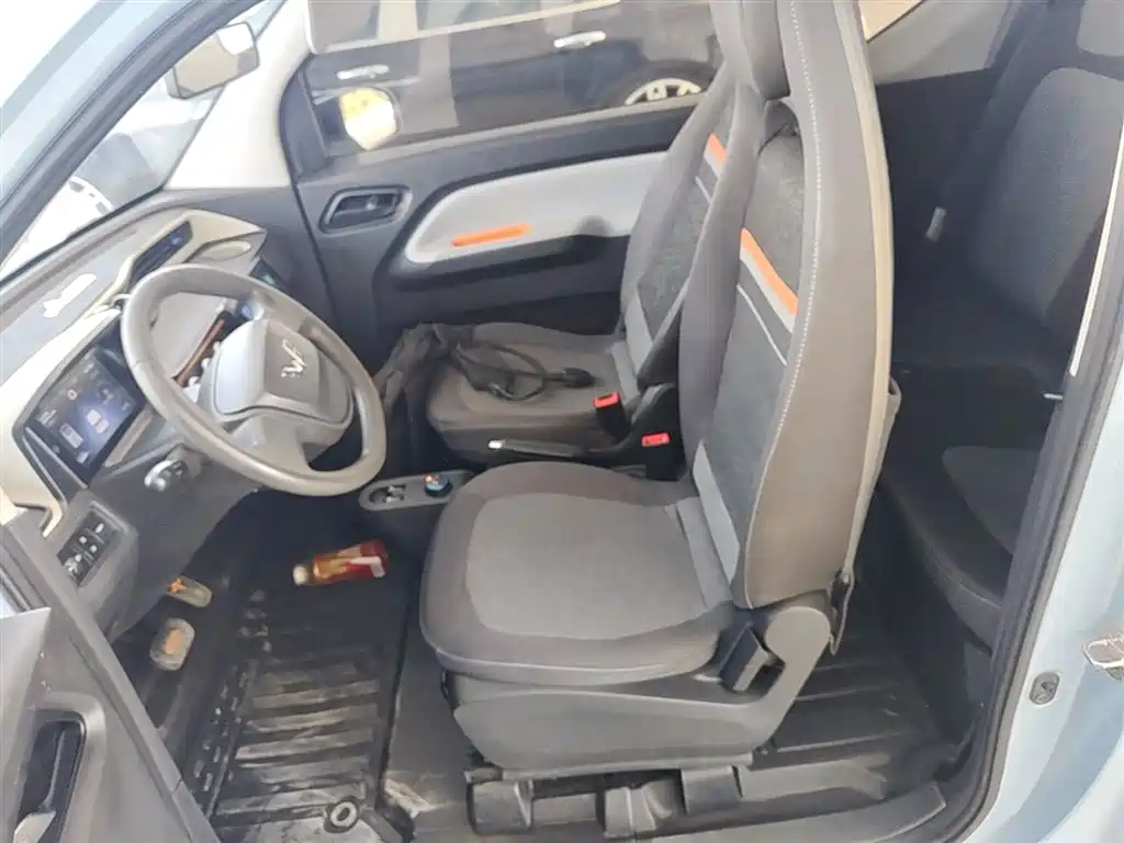 WULING AUTOMOBILE HONGGUANG MINIEV