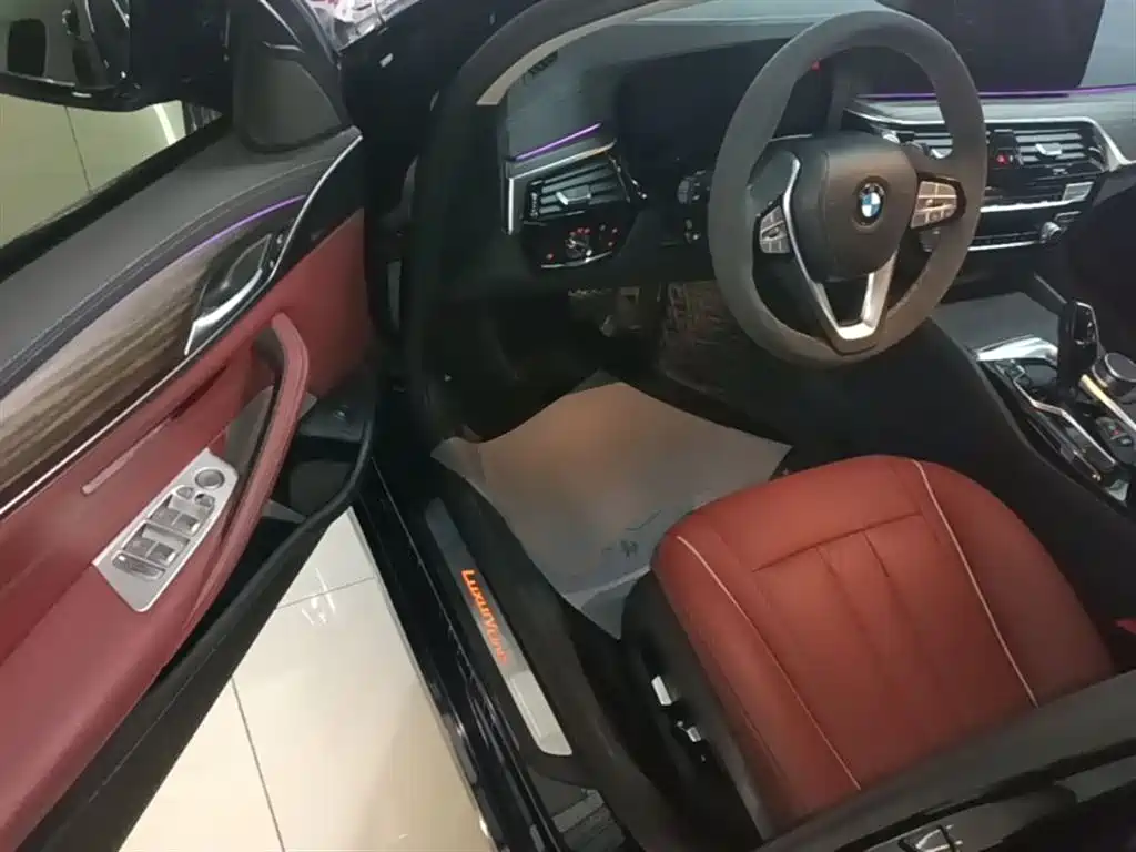 BMW 5-SERIES