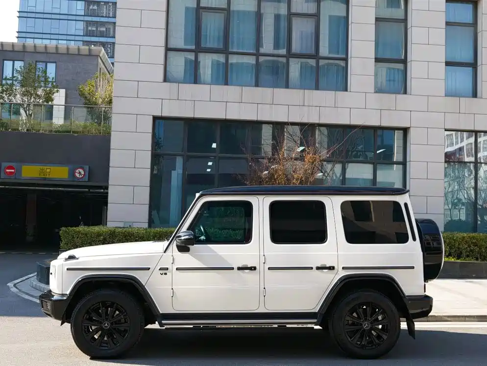 Mercedes-Benz G-Class 2024 G 500 фото 4