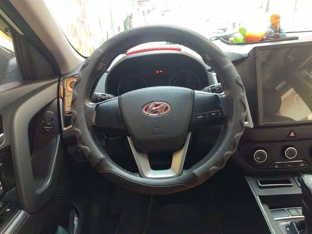 Hyundai Beijing Hyundai ix25 2015 1.6L Automatic 2WD Smart GLS фото 3