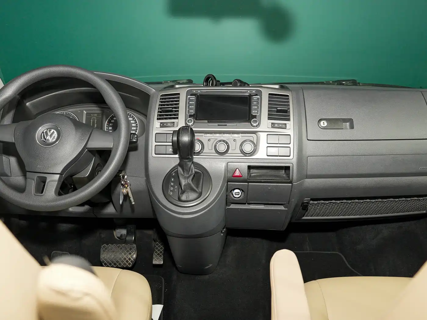 Volkswagen Caravelle 2014 2.0TSI 4WD Comfort Edition фото 29