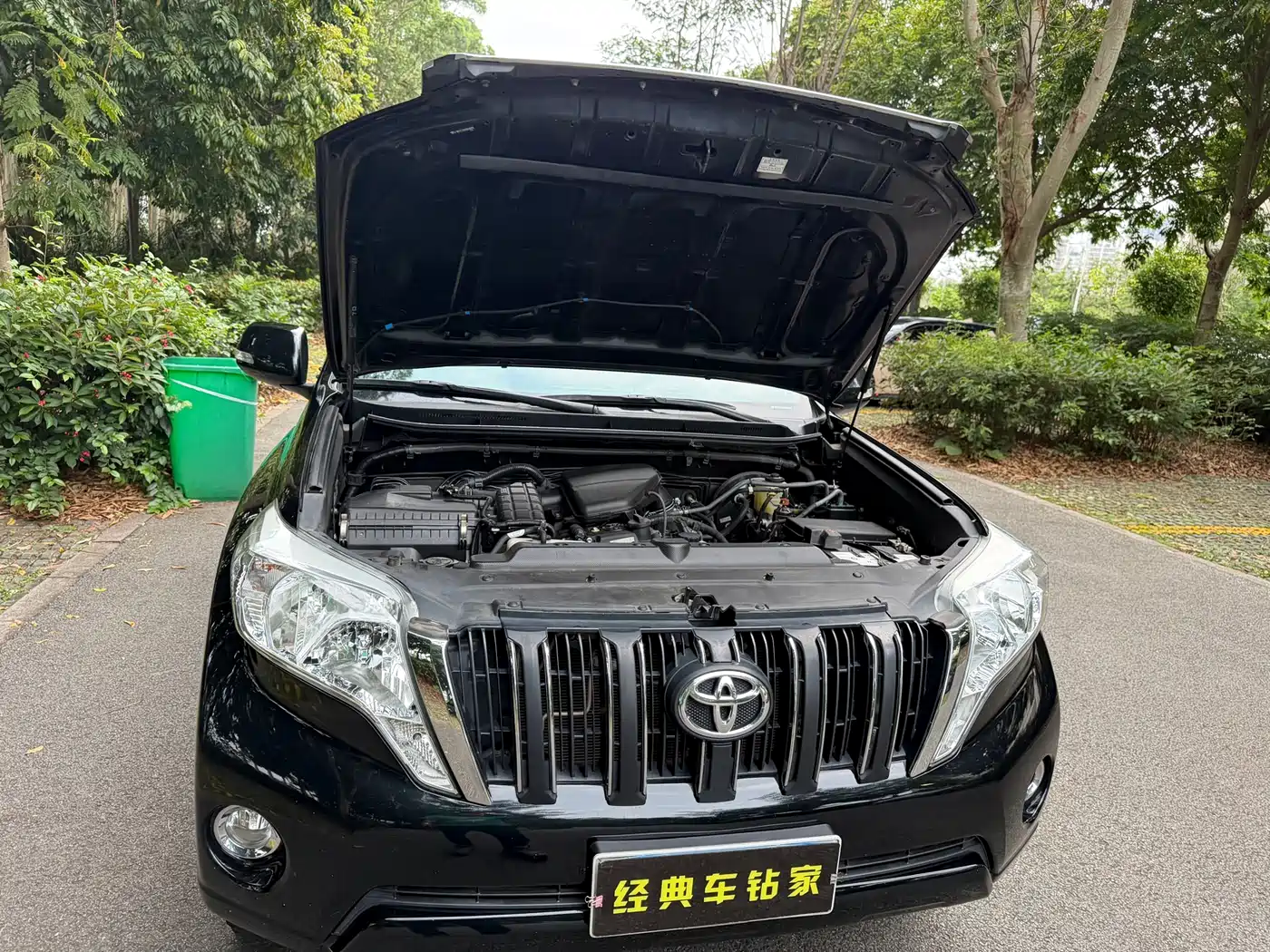 Toyota Prado 2016 2.7L Manual Edition фото 13