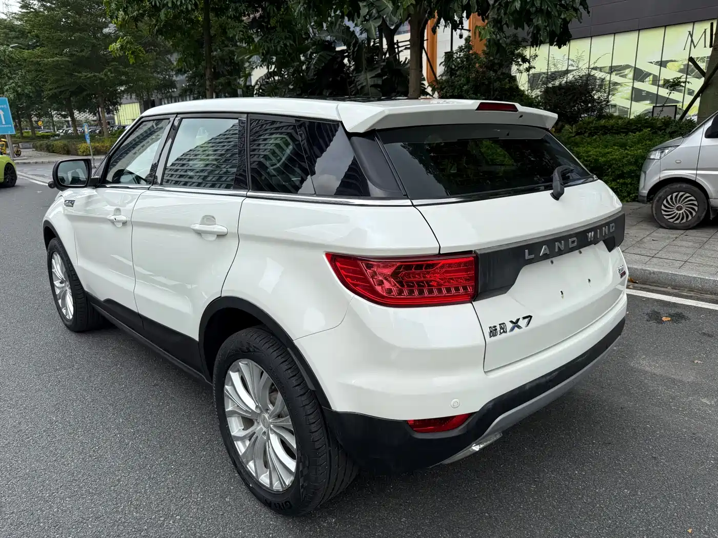Landwind X7 2016 2015 2.0T Panorama Premium