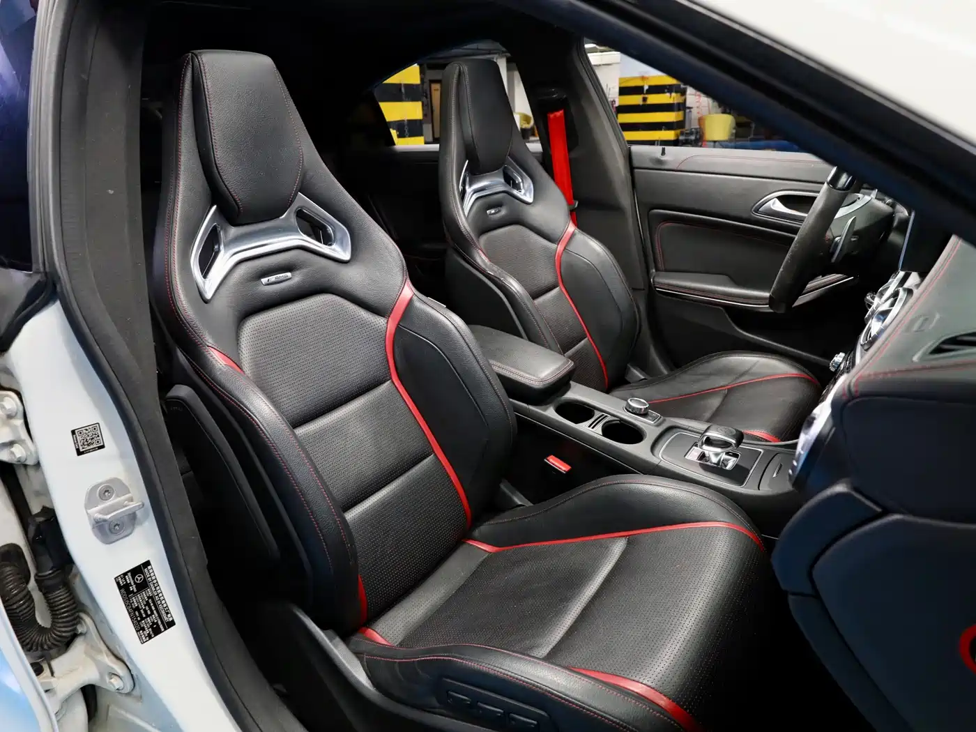 Mercedes-Benz CLA AMG 2014 AMG CLA 45 4MATIC фото 10