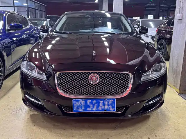 Jaguar XJ 2014 XJL 3.0 SC 2WD Panoramic Business Edition — фото 2