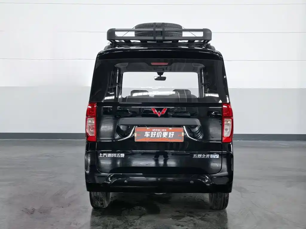 Фото 4 - Wuling Motors Wuling Zhiguang NEV