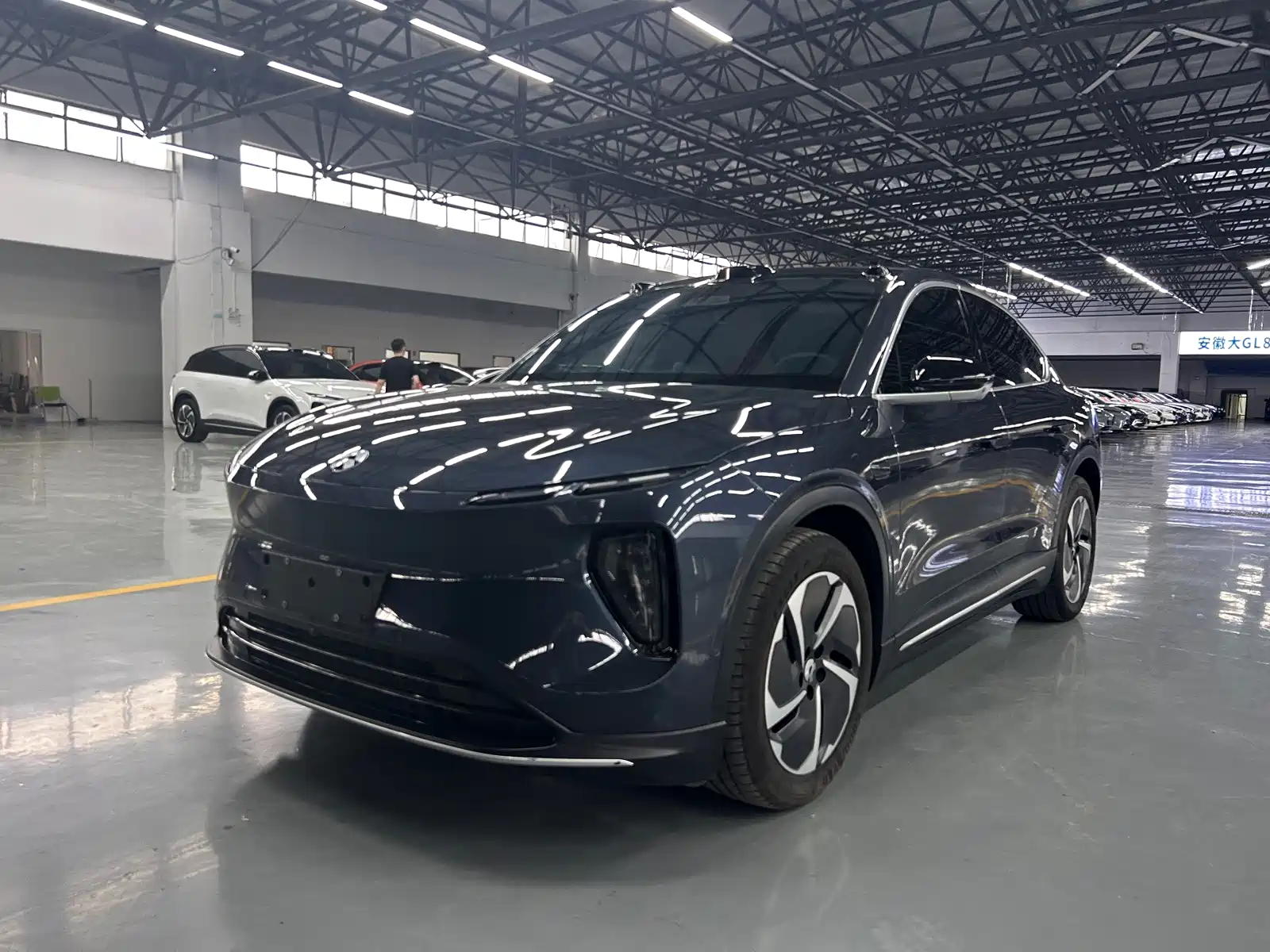 Photo 1 - NIO EC6