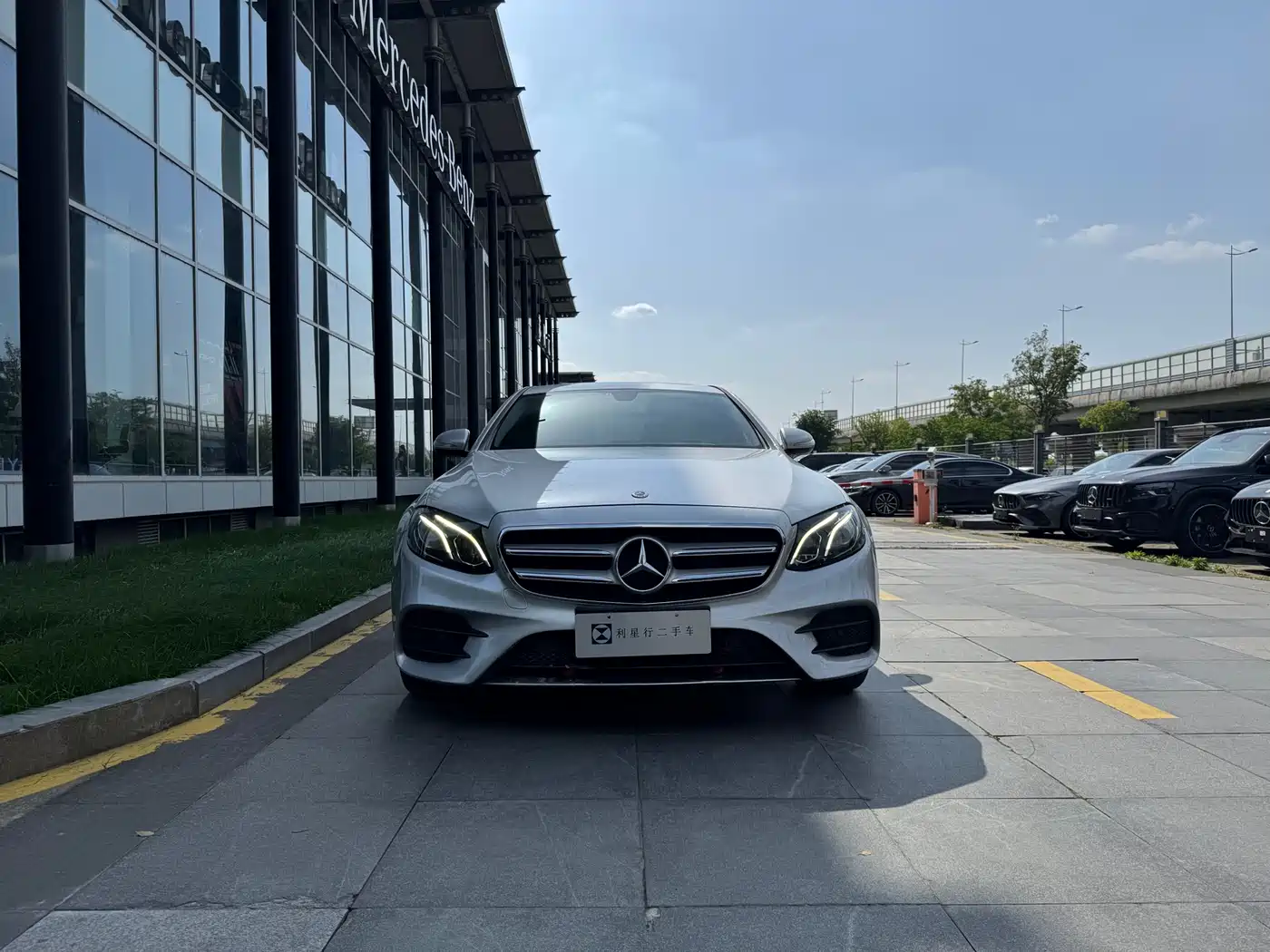 Mercedes-Benz E-Class 2018 E 200 L Sport фото 2