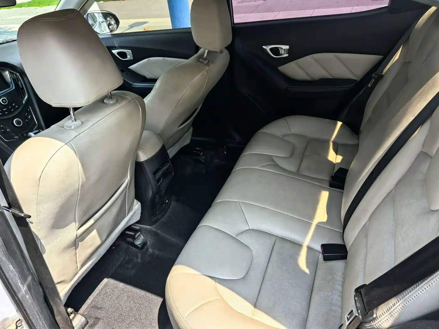 GAC Trumpchi Trumpchi GA3S Vision 2015 2014 1.6L Automatic Luxury ESP Edition