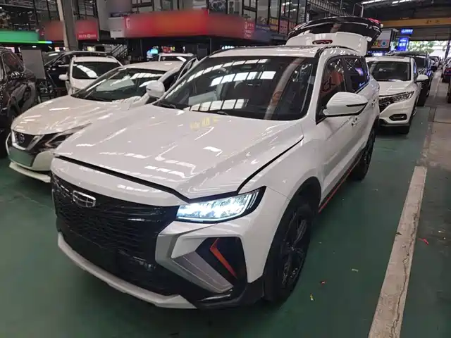 Geely Boyue 2021