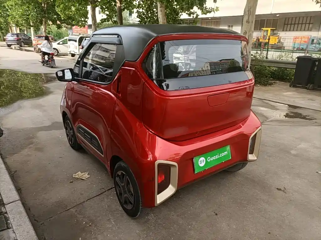Фото 5 - Baojun E200