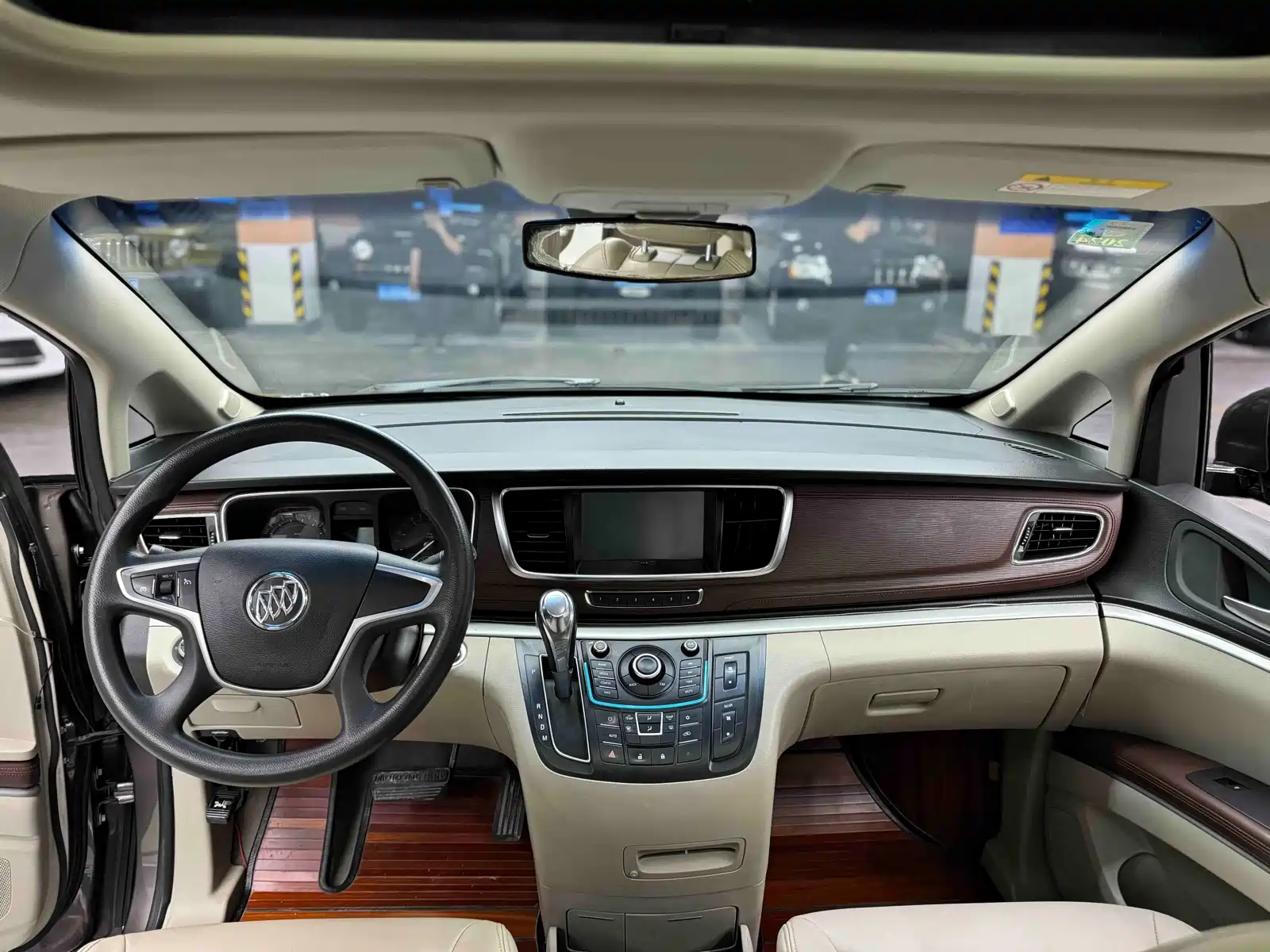 Фото 6 - Buick GL8