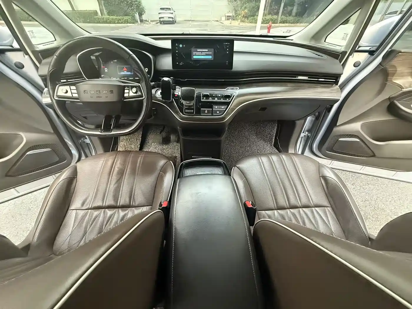 Roewe iMAX8 EV 2023 2022 Gold Edition