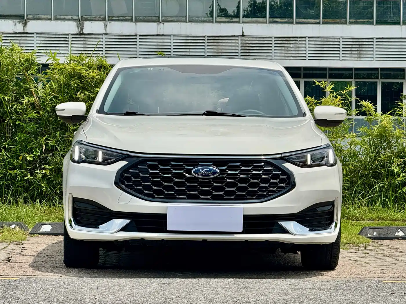 Ford Escort 2022 2021 1.5L Automatic Diamond Edition