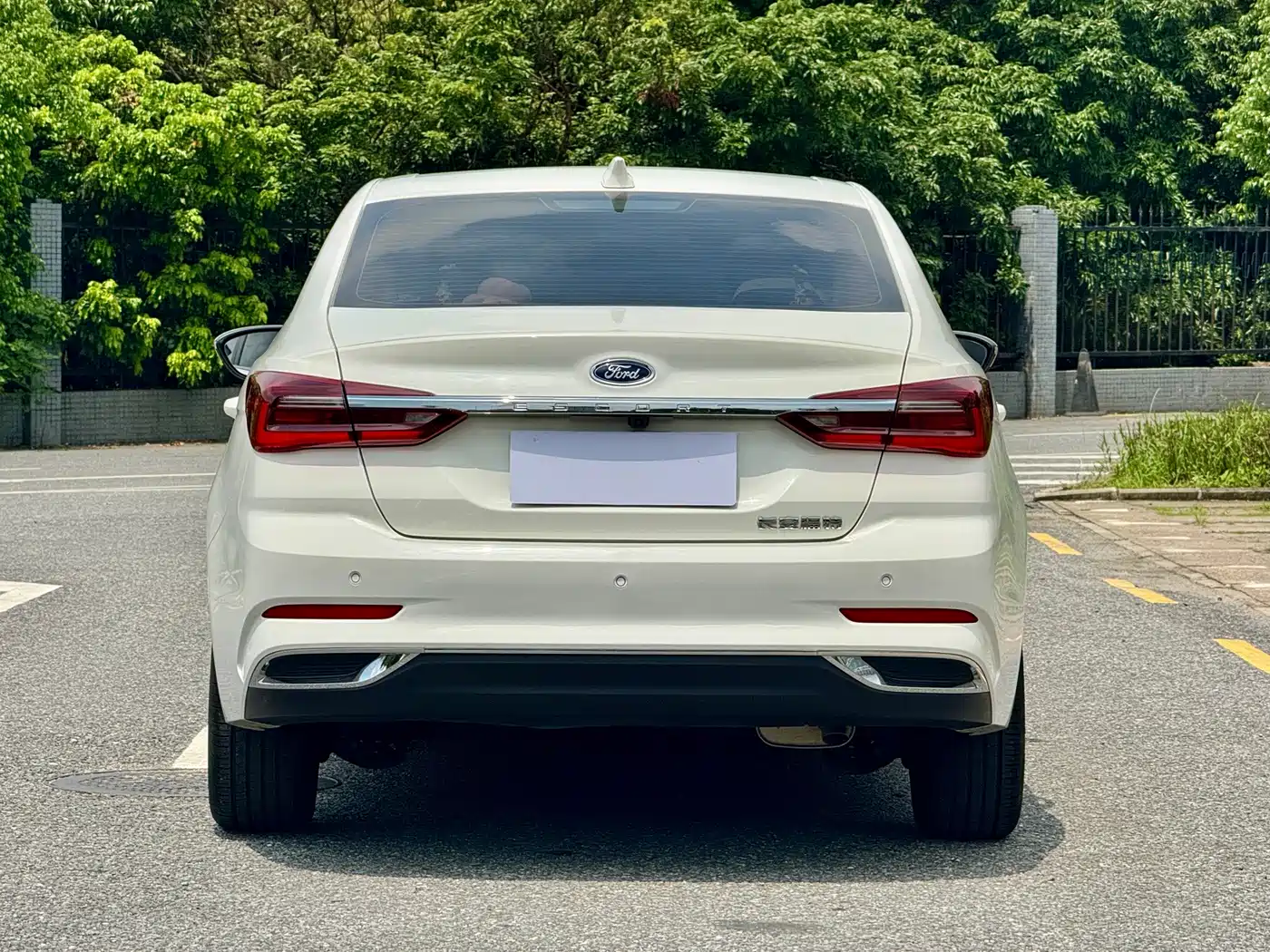 Ford Escort 2022 2021 1.5L Automatic Diamond Edition