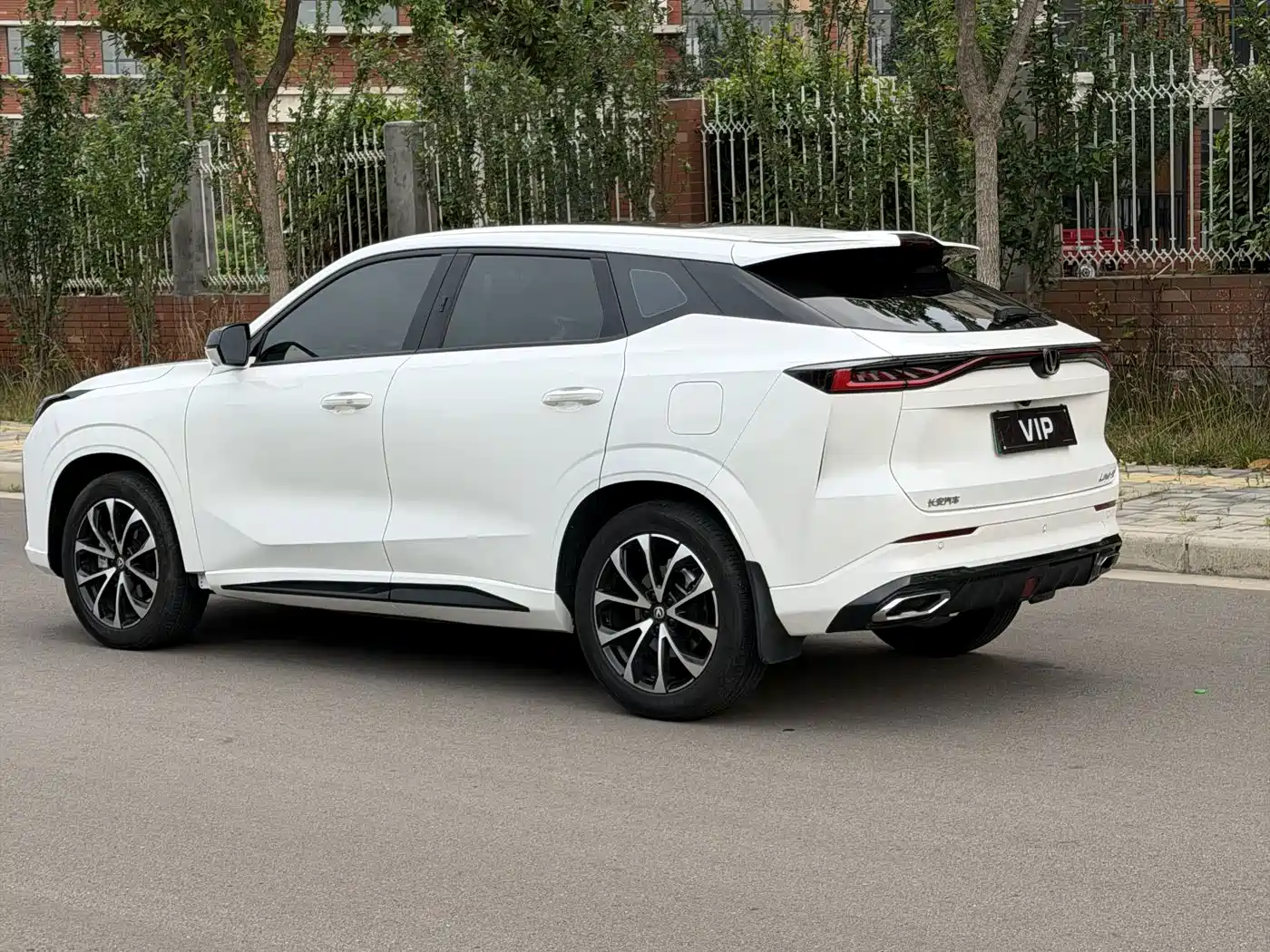 Changan UNI-Z New Energy 2025 2024 Blue Whale iDD 125km Surpassing Edition