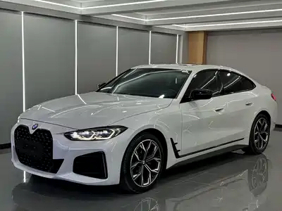 BMW 4