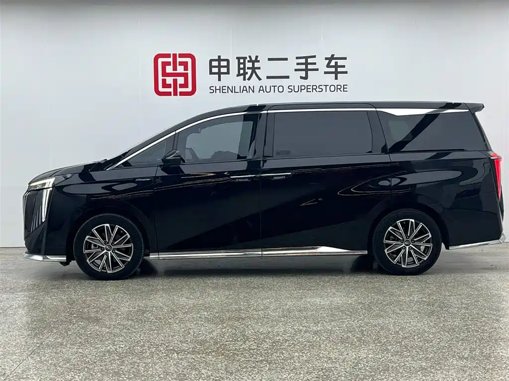 GAC TRUMPCHI TRUMPCHI M8