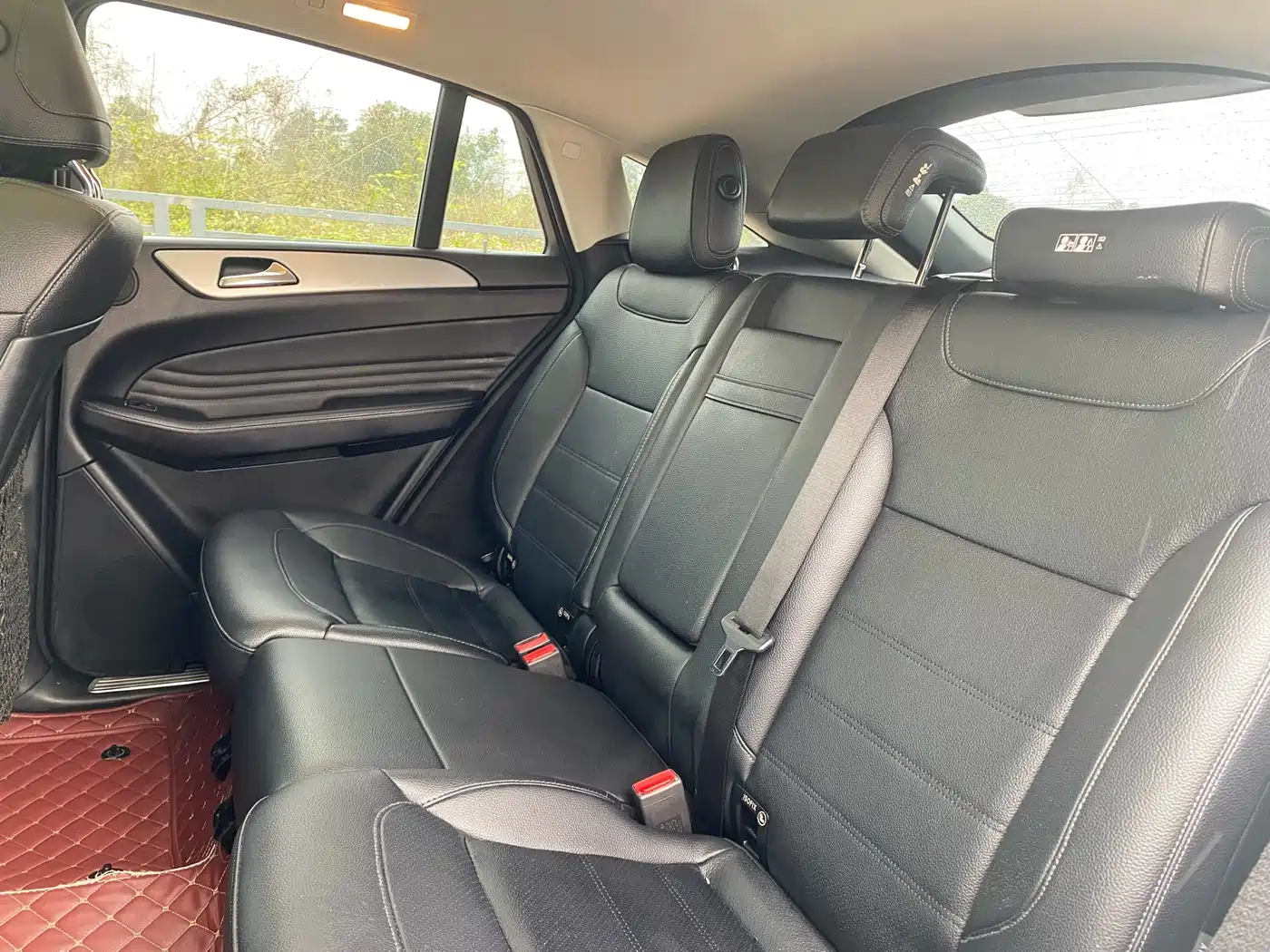 Mercedes-Benz GLE Coupe 2015 GLE 320 4MATIC Coupe SUV фото 17