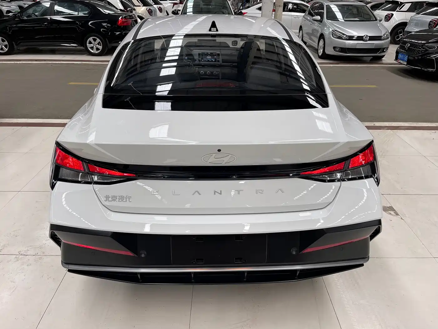 Hyundai Elantra 2023 1.5L CVT GLX Elite Edition фото 14